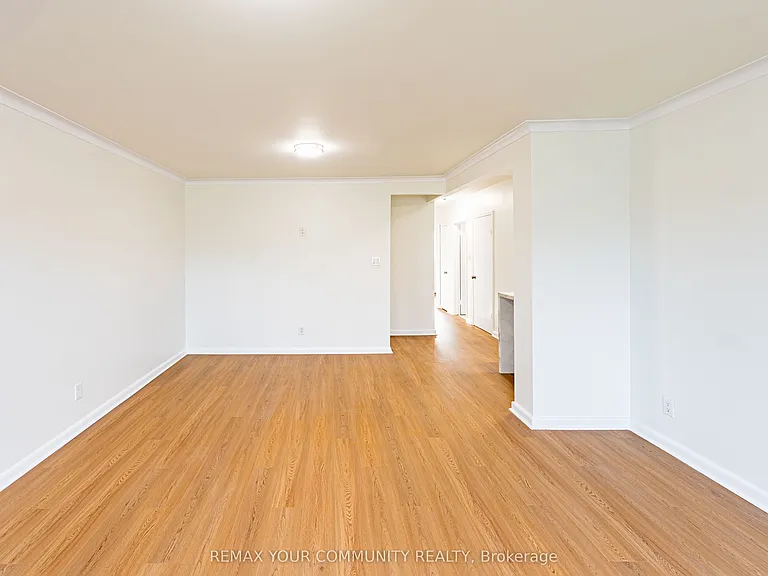 57 Apted Ave #UPPER — Photo 11