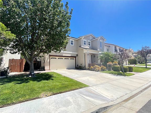 2nd image of 27242 Cloverhurst Pl