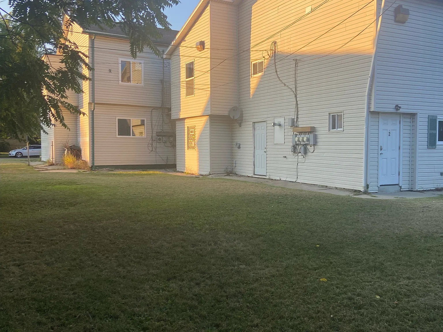 3 bed, 1221 sqft, $1,650 — Photo 4