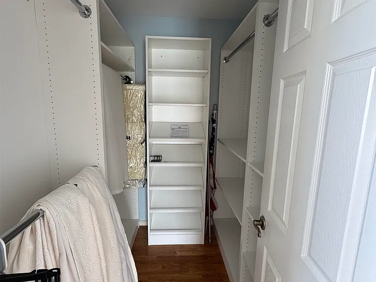 8208 Lagoon Dr — Photo 11