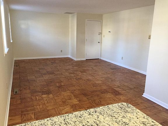 4th image of 6114 Edmondson Ave #B2