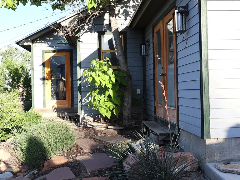 627 E 9th Ave — Photo 11