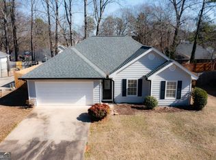 8865 Pine Tree Cir, Gainesville, GA 30506