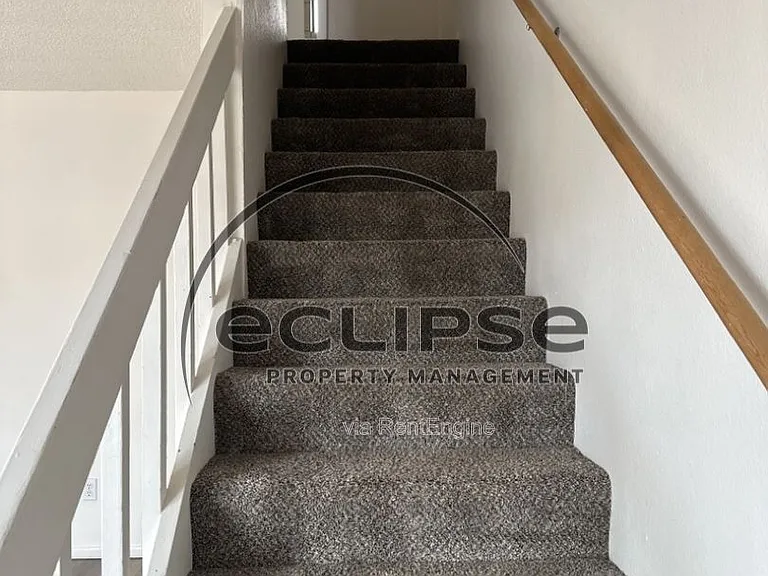 3247 Main St #1 — Photo 7