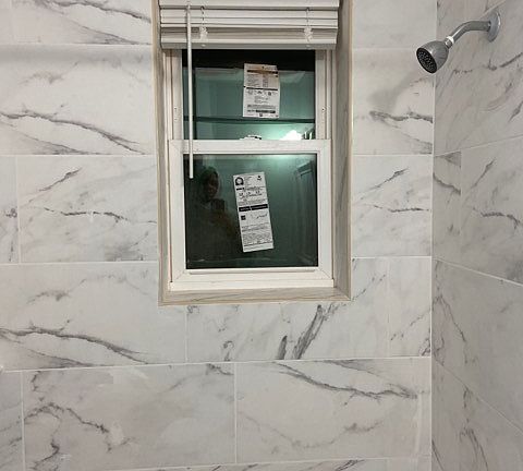 3rd image of 1418 N Hobart St #1