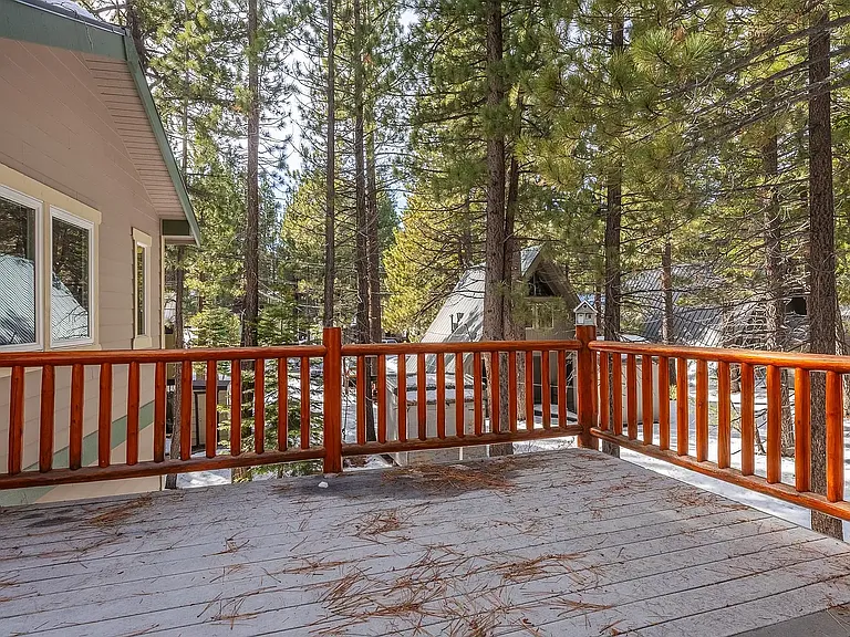 335 Forest Trl — Photo 10