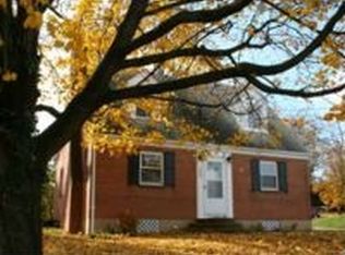 400 S Seminary St, Charles Town, WV