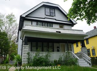 3827 N 10th St, Milwaukee, WI 53206