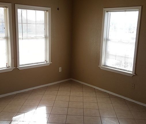 4th image of 7322 25th St