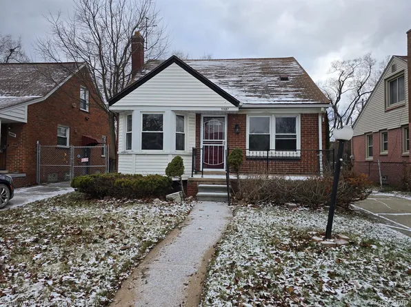 9037 Longacre St, Detroit, MI 48228