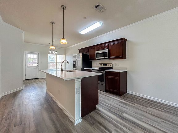 5th image of 5524 Dolores Pl