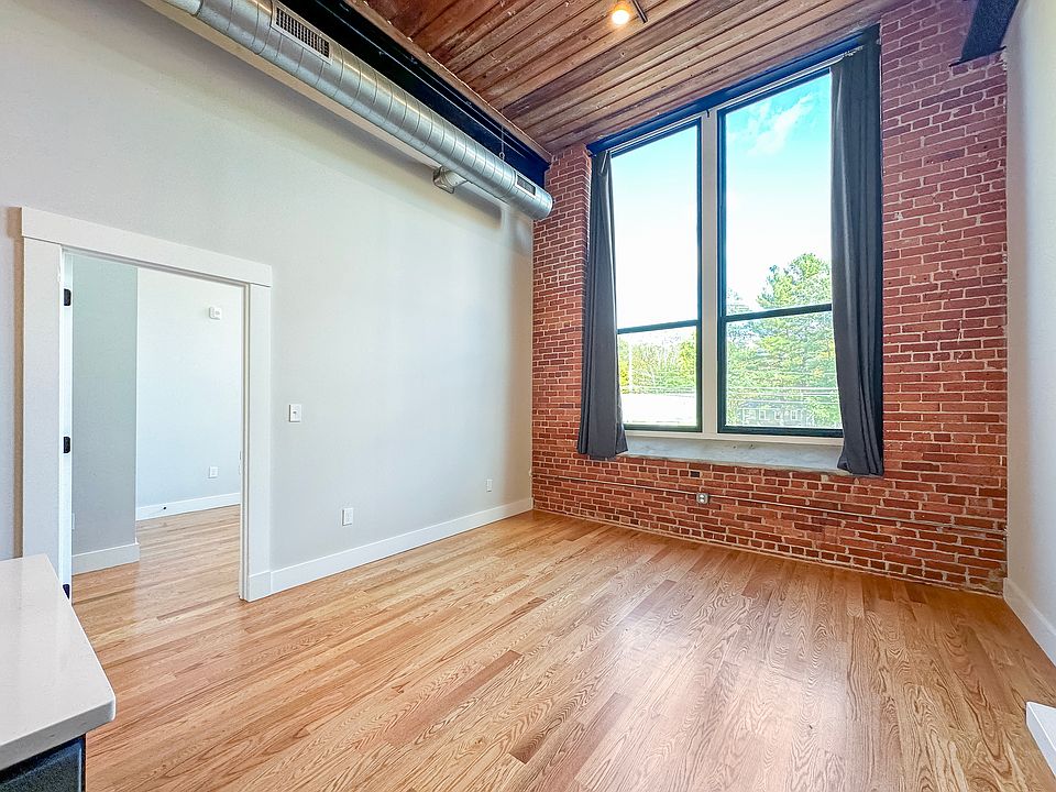 Building Photo 3