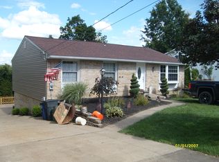 215 Blue Jay Dr, Canonsburg, PA