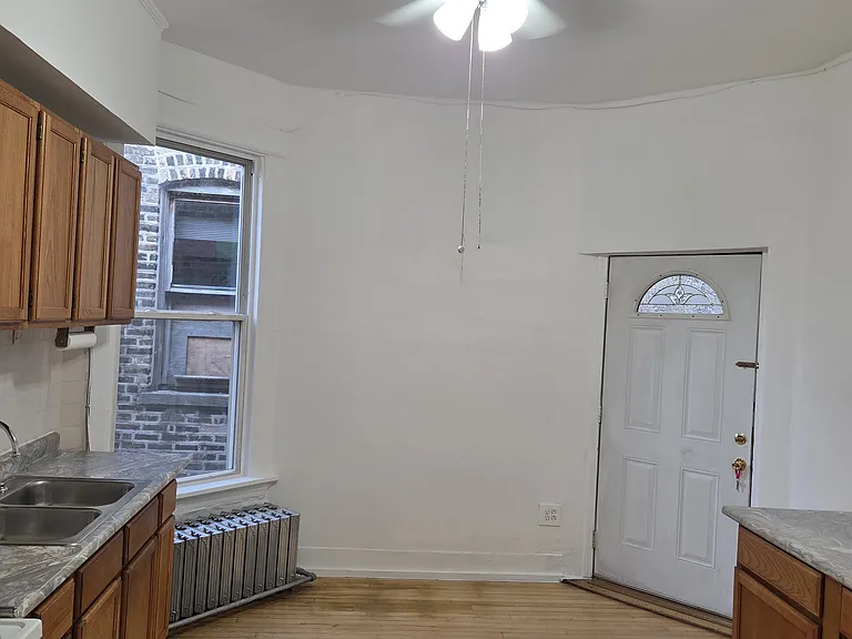 3105 W Augusta Blvd — Photo 22