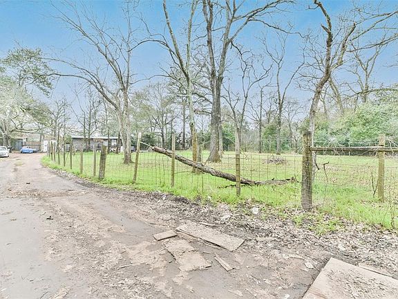 3rd image of 22235 Main Blvd