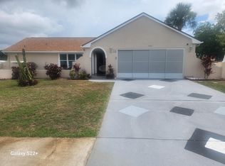 1303 Cherry Hills Rd NE, Palm Bay, FL 32905