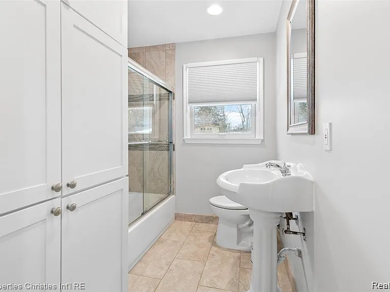 6881 W Dartmoor Rd — Photo 7