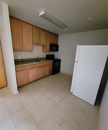 3rd image of 1018 E Hamilton St APT S3