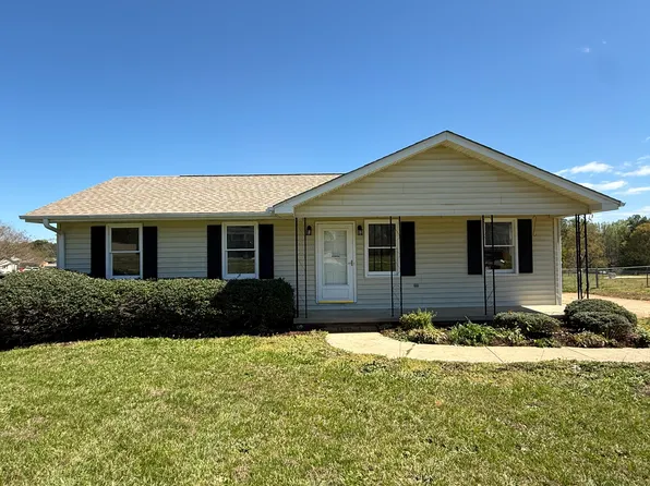 130 Gano Dr, Woodruff, SC 29388