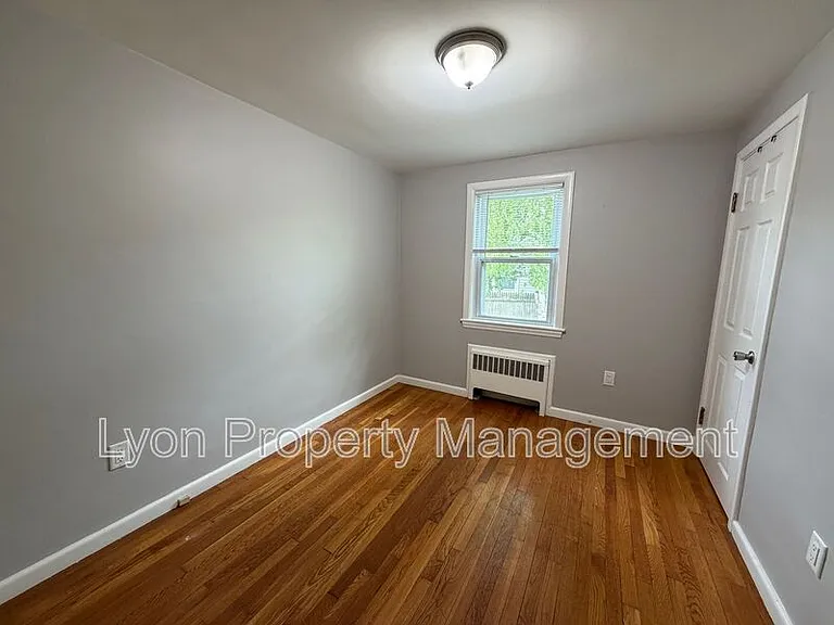 39 Alpena Ave — Photo 7