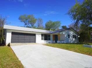 323 Stockton Dr, San Antonio, TX 78216