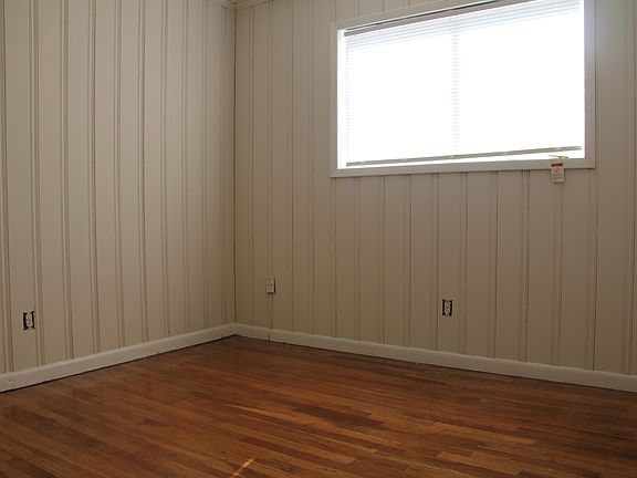 5th image of 670 Georgia Ave #2
