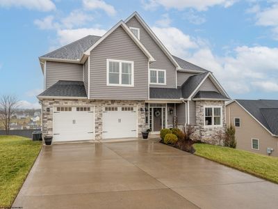 708 Slaton Ln, Morgantown, WV, 26508