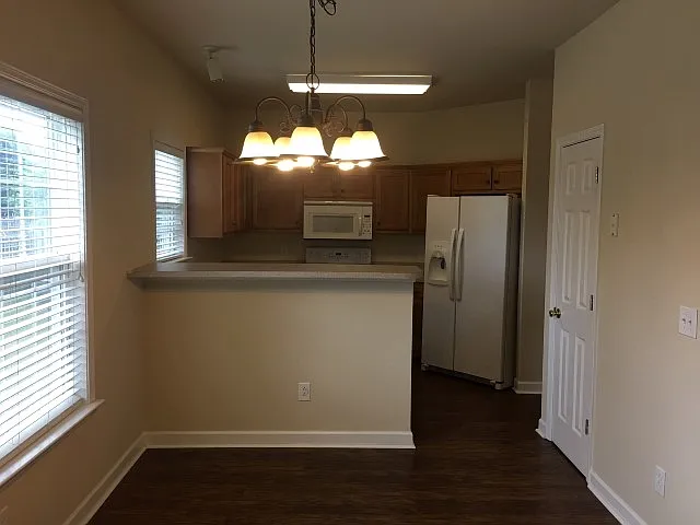 4010 Farmville Ct — Photo 3