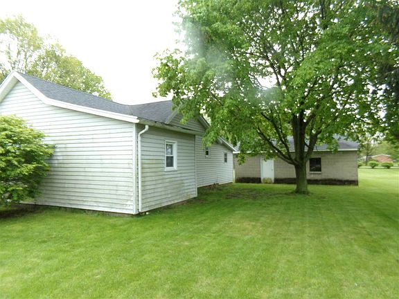 4th image of 339 E Main St