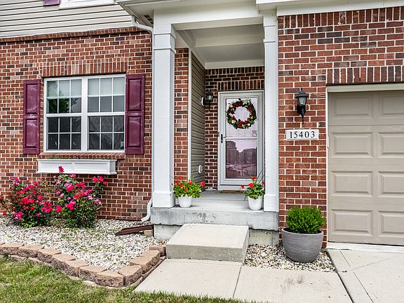 3rd image of 15403 Royal Grove Ct