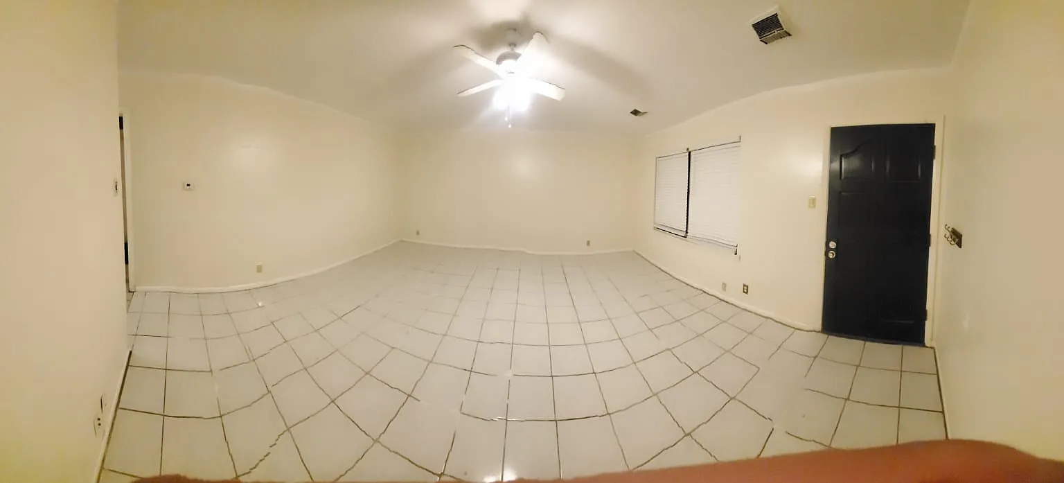 3 bed, $1,900 — Photo 3