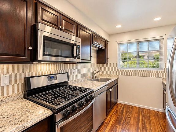 4th image of 716 Rena Dr
