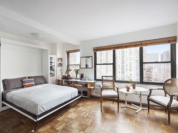 3rd image of 2 Tudor City Pl APT 7OS