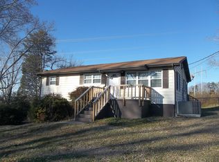 6822 Fairview Rd, Corryton, TN 37721