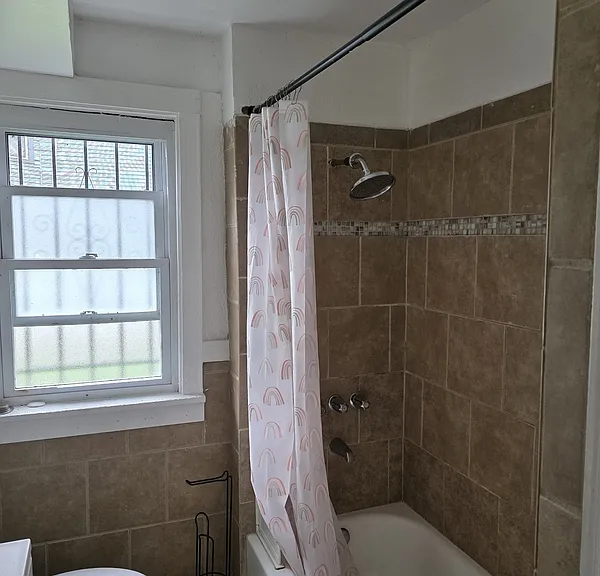 141 Leroy Ave #1 — Photo 7