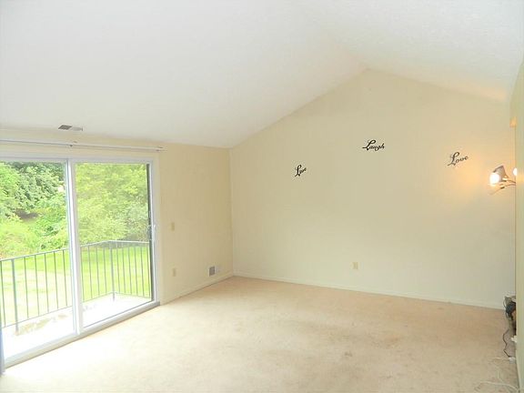 3rd image of 25-5 Great Wood Ct
