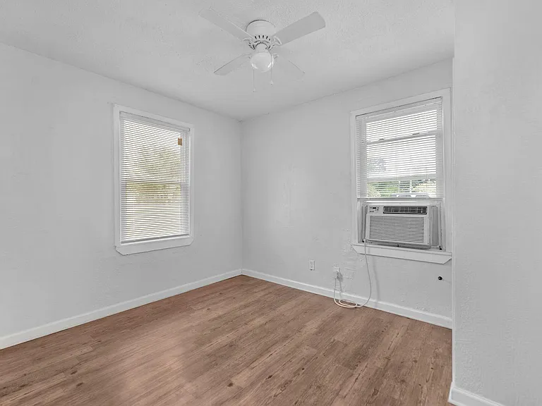 2101 W Romana St #A — Photo 5