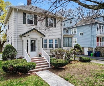 111 Montclair Ave, West Roxbury, MA, 02132