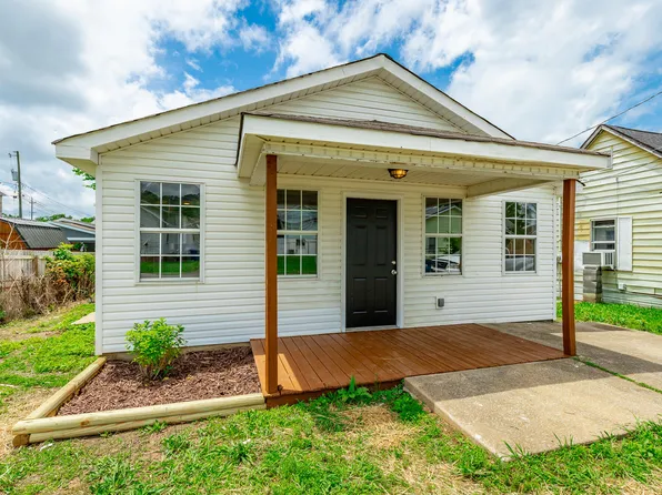 705 Cate St, Rossville, GA 30741