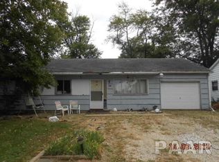 208 Temple Dr, Washington, IL 61571