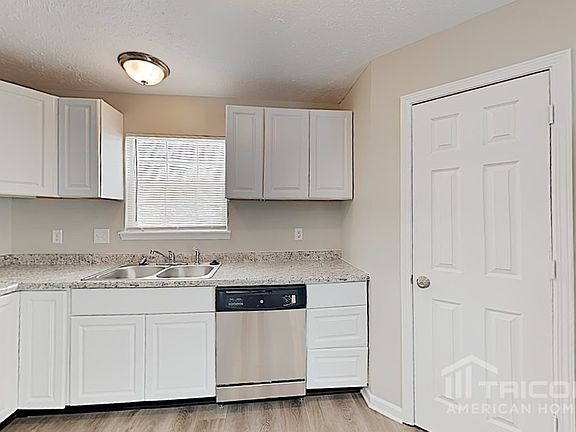 5th image of 12136 Bearsdale Dr