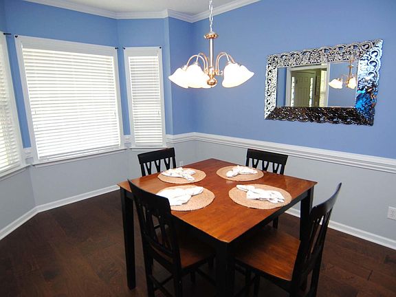 4th image of 7447 Anvil Court SE