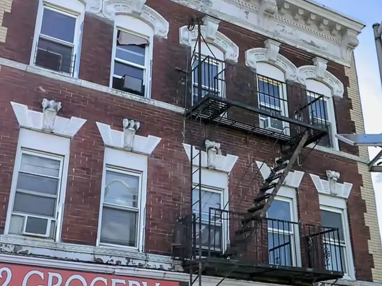 45 Jones St #5A — Photo 1