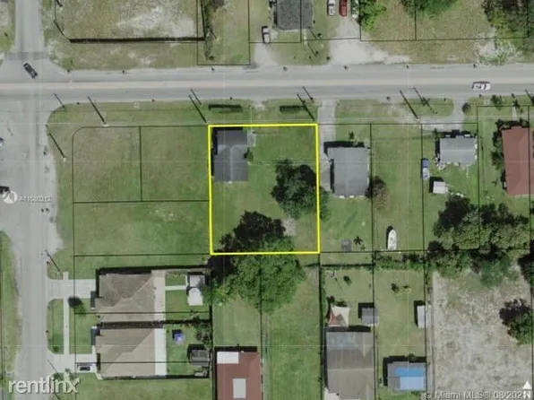 11980 SW 216th St, Miami, FL 33170