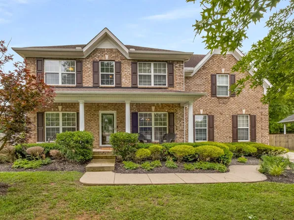 1021 John Hood Dr, Rockvale, TN 37153