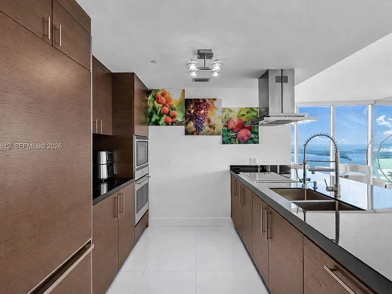 495 Brickell Ave #5301 — Photo 2