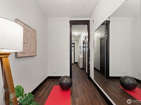 3rd image of 4000 NE 3rd Place