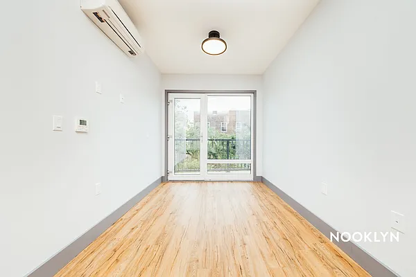 Rented by Nooklyn NYC LLC | media 48