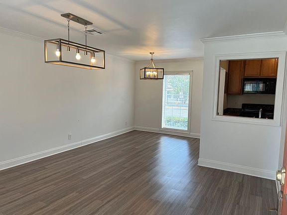 4th image of 2521 Metairie Lawn Dr #C112
