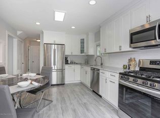105 Willow Dr, Neptune, NJ 07753